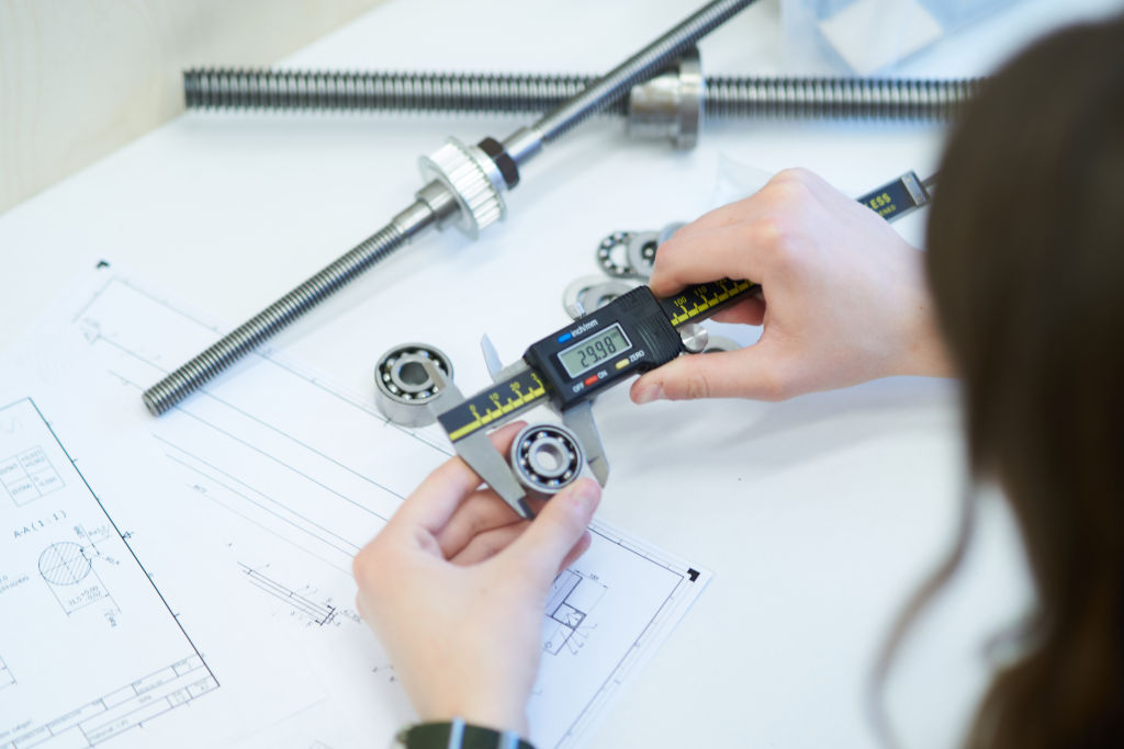 Pomiar średnicy łożyska